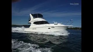 Silverton 34 Convertible Flybridge Cruiser - Walkthrough