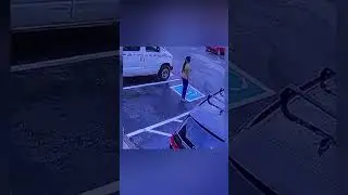QIZNI NIMA QILGANINI KORING 
