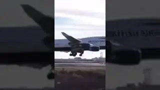 VERY CLOSE British Airways Boeing 747-400 Landing 