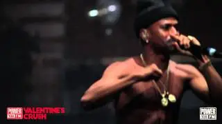 Big Sean Performs 