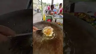 Kashmiri Omelette at Abrar Bhurji Center | Bharuch Street Food 