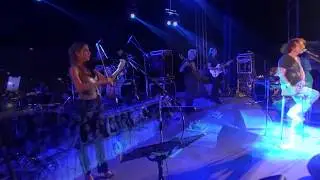 Βασίλης Παπακωνσταντίνου - Βράδυ Σαββάτου - Official Video Live Καλοκαίρι 2019