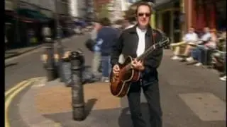 JOE STRUMMER AND THE MESCALEROS - JOHNNY APPLESEED