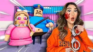 KAT ESCAPES BARBIE GIRL PRISON RUN IN ROBLOX (OBBY)