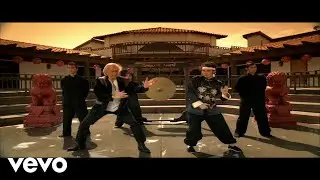 Jonas Brothers - Burnin' Up (Official Music Video)