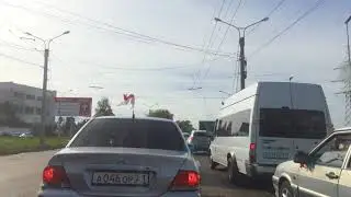 Прикол на дороге. Пневмо маршуртка (ПРИКОЛ)