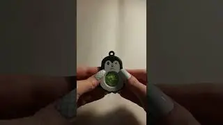 green penguin fidget pop 🐧💚 