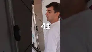 😅 "Mamma mia!": It's @jakidale vs @AgaGrzelakVlog on the Batak Wall at #Paris2024