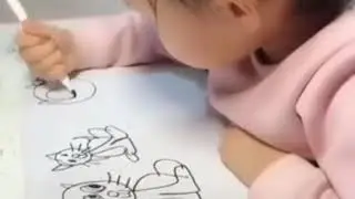 Бу йошгина кизалок хаммани хайрон колдирди. Лайк босишга арзийдими.
