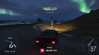 GYMKHANA Forza Horizon 4 nighttime northern lights