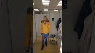 Кому Нужна Жёлтая куртка Tommy Hilfiger🤪