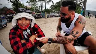 Huge Surprise for Thai Street Vendor in Phuket, Thailand 🇹🇭