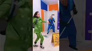 С школьной техничкой на одной волне!