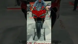 🔥🔥🔥 First Look 2025 Ducati Panigale V2S 