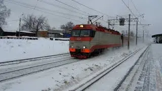 Электровоз ЭП10-008 с поездом №045 (Воронеж - Москва)