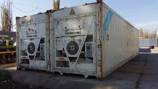 Большой холодильный склад из рефконтейнеров