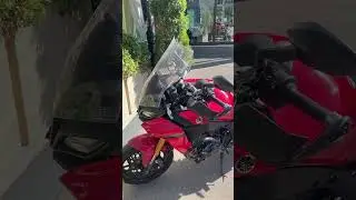 Ducati vs Yamaha 😁😁😁