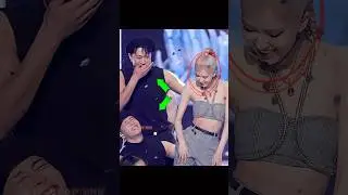 Dancer's Cute Reaction When Seeing Rosé's Smile! 😆 