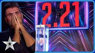 Andrew Basso attempts a THRILLING underwater escape | Unforgettable Audition | Britains Got Talent