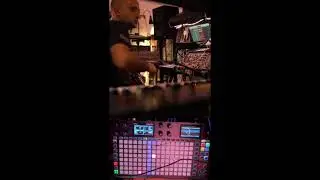 Dawless progressive acid track (Squarp Hapax, Eventide DSP4000, Waldorf Microwave 1, Roland JUNO-60)