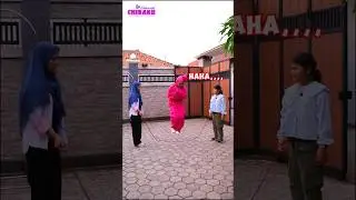 Pocong main lompat karet #chikaku