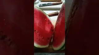 Asmr #asmrvideo #asmr #watermelon #shortvideo #kitchenlifehack