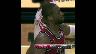 The Way D-Wade Fights The Screen x Gets To Harden Is Legendary ⚡🐐 #shorts #nba