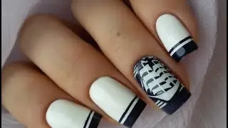 Морской дизайн ногтей / Nautical nail design