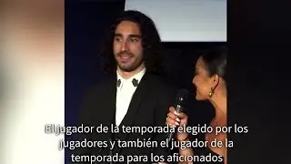 Cucurella, genio y figura: arrasa en Inglaterra por esto que hizo mientras recogía el premio al j...