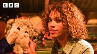 Take a BTS look in Rose Nobles shed with Yasmin Finney... 👀🥹 | Doctor Who - BBC