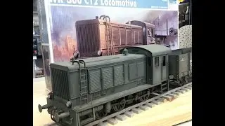 Building the Trumpeter 1/35  WR 360 Locomotive, plastic model for train diorama