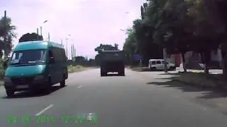 регистратор Vehicle Blackbox DVR FHD1080 (C600) солнечный день