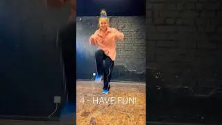 House Dance Steps Variation - Chase with Happy Feet