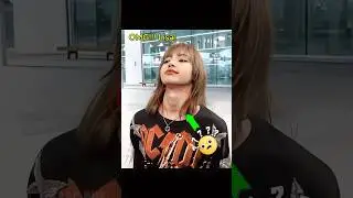 Lisa's Neck Is Like A Man 😲 