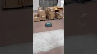 DRC200 Makita Robotic Cleaner 