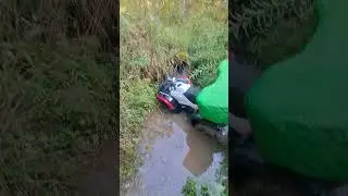 Это вам не шутки) ладно тихо и аккуратно ехал🙃