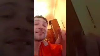Украина а точнее её руководство получило  отсо..ла у России и зеленский отсосал !черти не рыпайтесь