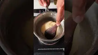 *NO DEEP FRY* EGGLESS BAKED CHURROS AT HOME #shorts