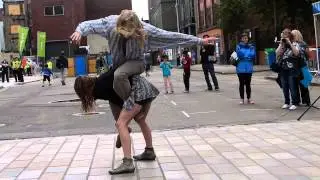 Street Dancers, Merchant City Festival - The Kiss