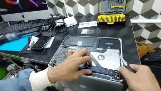 Ganti lcd macbook pro 2012 ( pake lcd 600 ribuan )