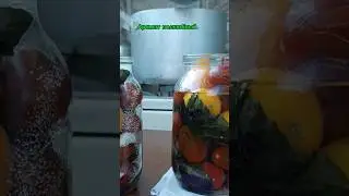 Итальянские Помидоры #маринованныепомидоры #помидоры #италия #помидоры_на_зиму #кухня