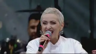 "Rolling in the Deep" (Adele) - Этери Бериашвили и оркестр Ленинградской области