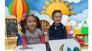 3P brincando de escola.