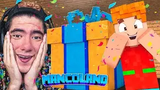 ENCONTRE UN REGALO ADENTRO DE  MI CASA EN MINECRAFT *sorpresa* | TheDonato MANCOLAND #11