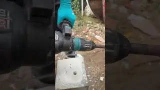 Makita Rotary Hammer HR005G 