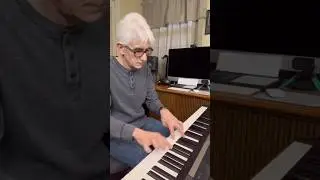 Ending on a Different Note: @LorenDiGiorgi’s Musical Surprise 🎹