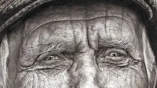 This Shockingly Realistic Pencil Portrait Was Drawn by a 16 Year Old