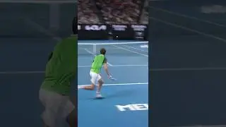 Daniil Medvedev BLASTS forehand winner! 💪