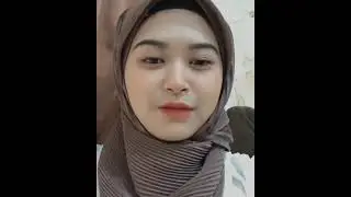 Pesona gadis jilbab coklat