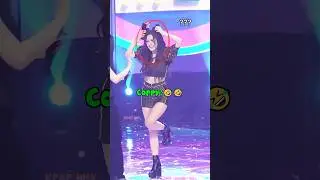 Jisoo And Jennie Imitate Rose's Iconic Move 🤣 